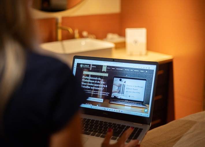 FORMATION CREATION INSTITUT DE BEAUTE