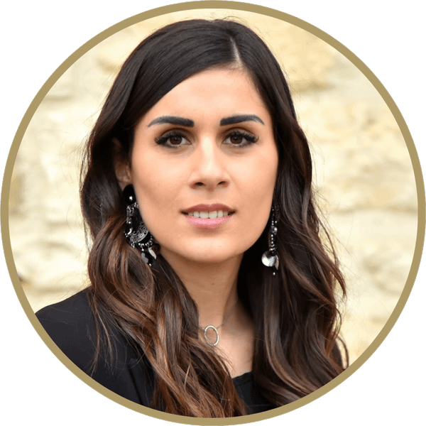 Claudia - Institut des Pierres Dorées